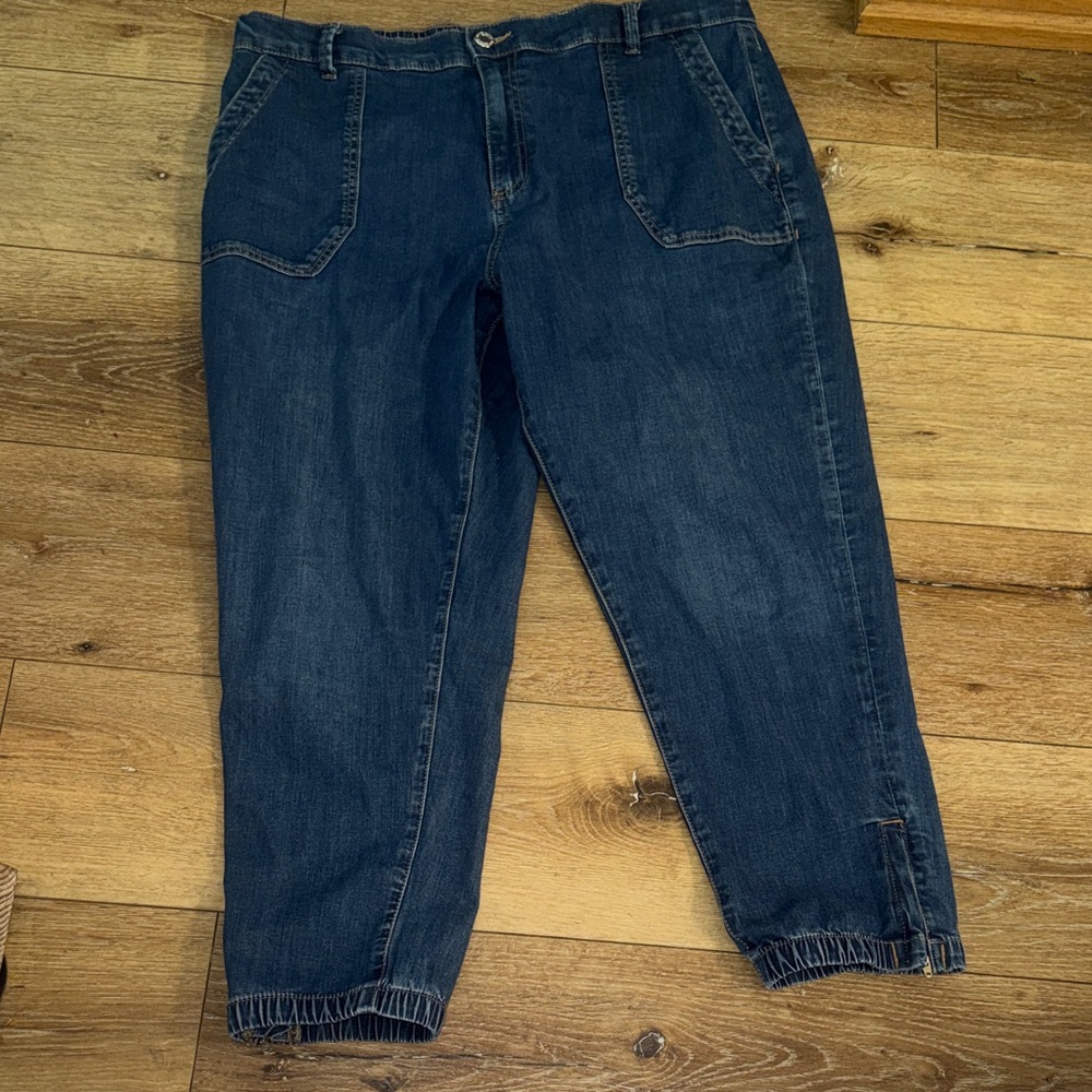 M&S STRETCH DENIM JEAN JOGGER SLIM FIT ANKLE GRAZER SIZE 18 SHORT